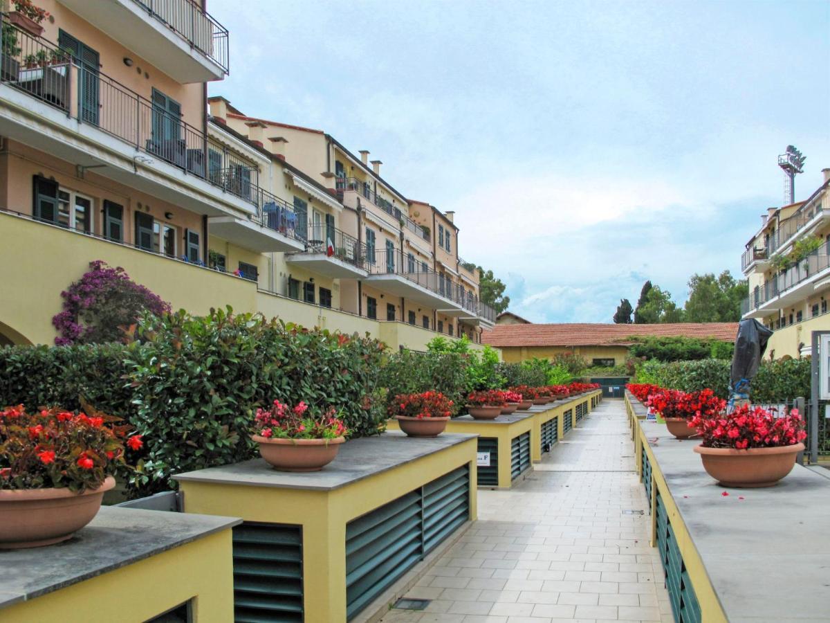 Apartment Cala Azzurra - Imp312 By Interhome Imperia Exteriér fotografie